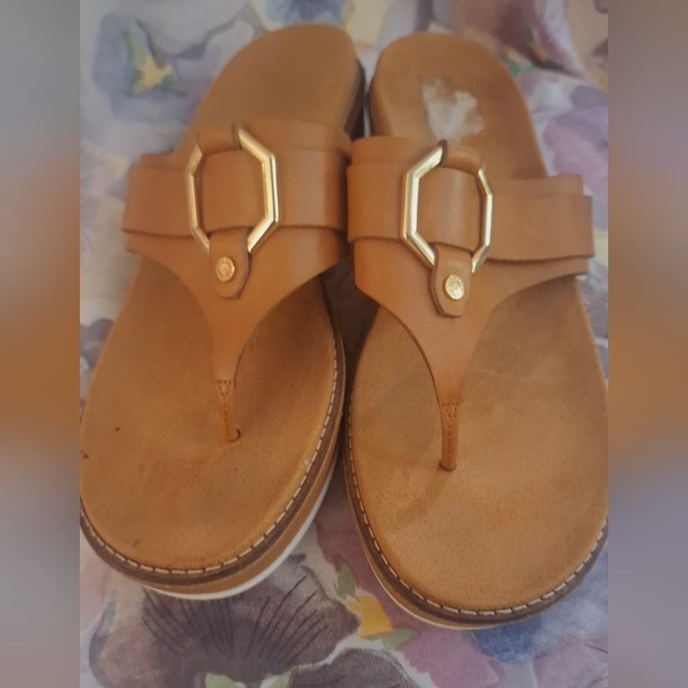 COLE HAAN Platform Sandal, Size 9½B, Suede Insole, EUC